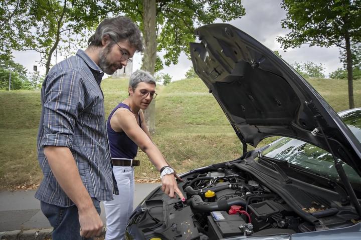 Préparez-vous sereinement à l'examen d'obtention du permis de conduire.